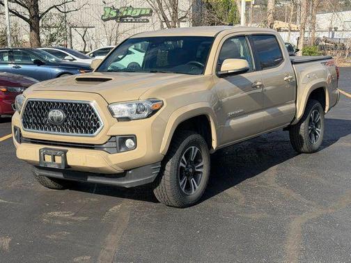 2018 Toyota Tacoma TRD Sport