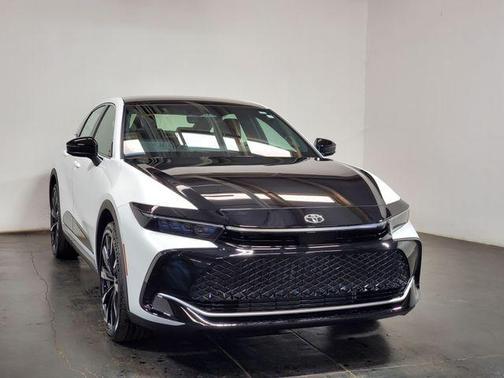 2026 Toyota Crown Platinum