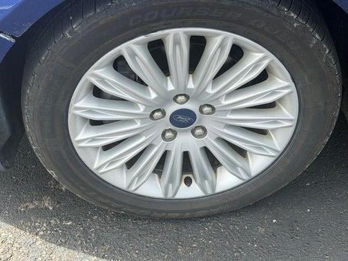 Deep Impact Blue 2016 Ford Fusion Hybrid SE