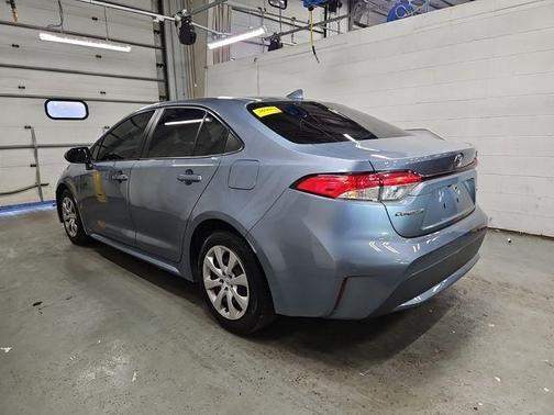 Classic Silver Metallic 2020 Toyota Corolla LE