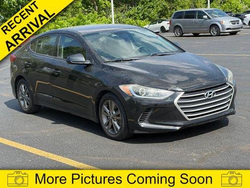 Phantom Black 2017 Hyundai ELANTRA SE