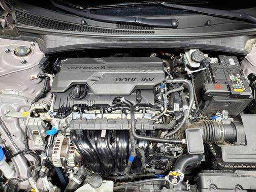 Fluid Metal 2026 Hyundai ELANTRA Sport