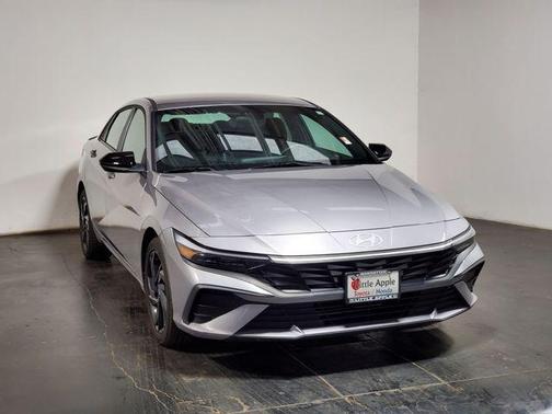 Fluid Metal 2026 Hyundai ELANTRA Sport