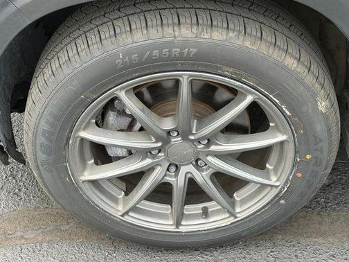 Gravity Gray 2021 Kia Seltos EX
