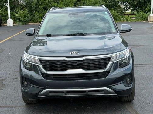 Gravity Gray 2021 Kia Seltos EX