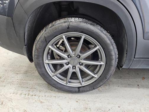 Gravity Gray 2021 Kia Seltos EX