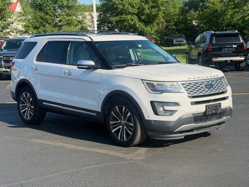 White Platinum Clearcoat Metallic 2016 Ford Explorer Platinum