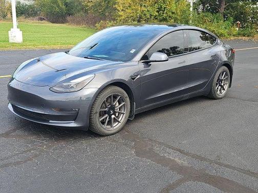 2022 Tesla Model 3 Long Range