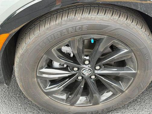 Moonstone Gray Metallic 2024 Buick Envista Sport Touring FWD