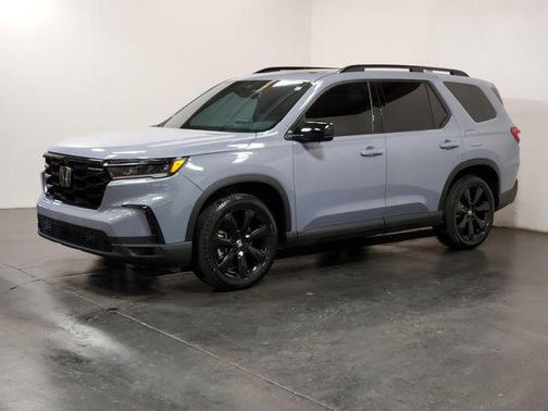 Sonic Gray Pearl 2025 Honda Pilot Black Edition