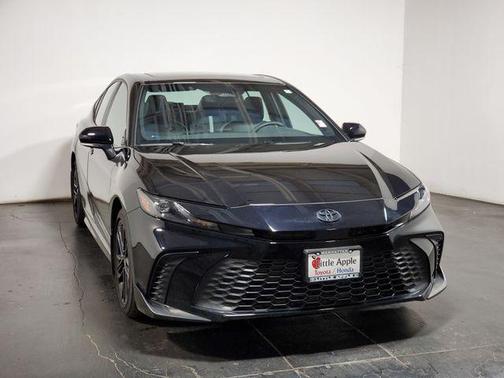 Midnight Black Metallic 2025 Toyota Camry SE