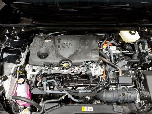 Midnight Black Metallic 2025 Toyota Camry SE