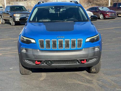 2022 Jeep Cherokee Trailhawk