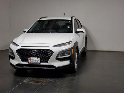 2021 Hyundai KONA SEL