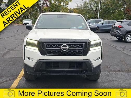 2023 Nissan Frontier SV