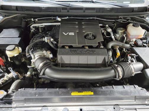 2023 Nissan Frontier SV