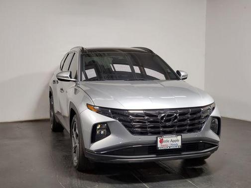 Shimmering Silver 2023 Hyundai TUCSON Limited
