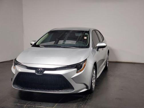 Classic Silver Metallic 2021 Toyota Corolla LE
