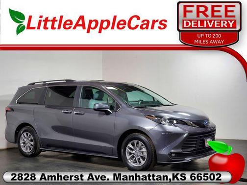 2025 Toyota Sienna XLE