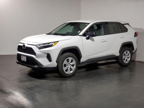 Ice Cap 2024 Toyota RAV4 LE