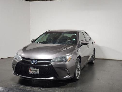 2015 Toyota Camry Hybrid SE