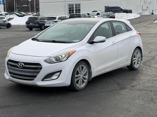 2016 Hyundai Elantra GT Base
