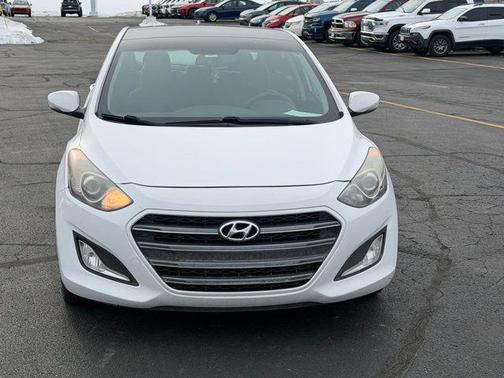 2016 Hyundai Elantra GT Base