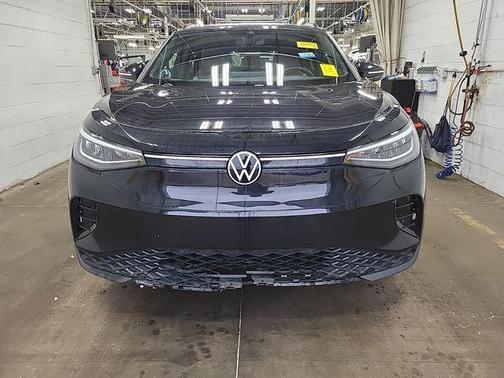 Deep Black Pearl 2023 Volkswagen ID.4 Pro