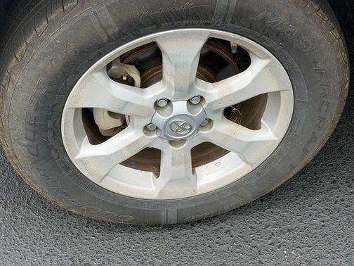 Super White 2009 Toyota RAV4 Limited