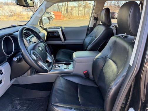 2013 Toyota 4Runner SR5