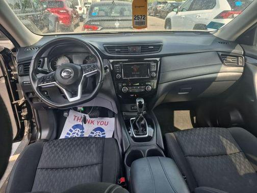 Magnetic Black Pearl 2020 Nissan Rogue SV