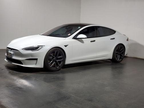 2021 Tesla Model S Plaid