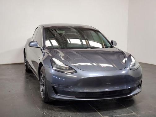 Midnight Silver Metallic 2019 Tesla Model 3 Standard Range Plus