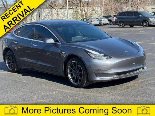 2019 Tesla Model 3 Standard Range Plus