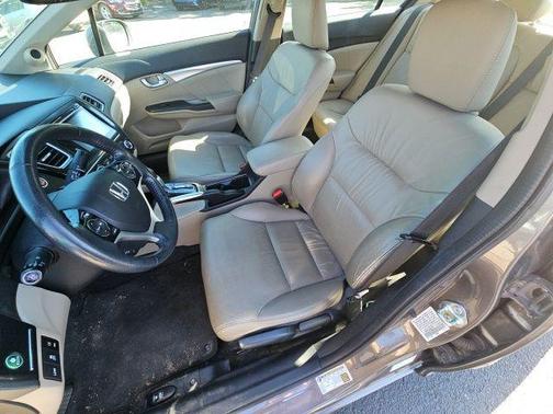 Titanium 2014 Honda Civic Hybrid Base