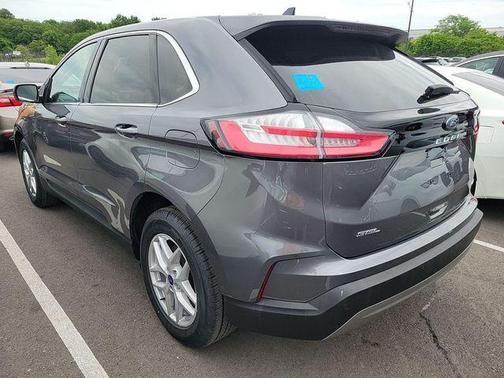Carbonized Gray Metallic 2021 Ford Edge SEL