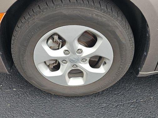Molten Silver 2017 Chrysler Pacifica Touring-L