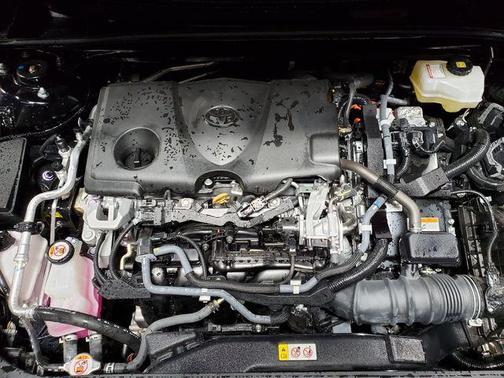 2020 Toyota Avalon Hybrid XSE