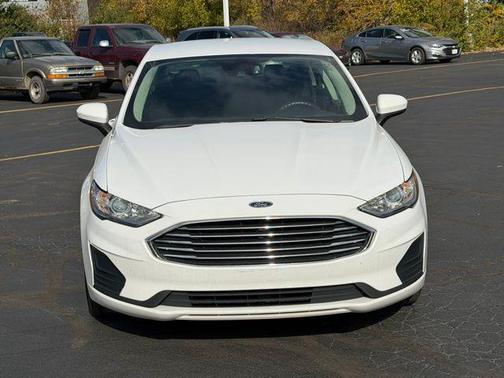 2020 Ford Fusion SE