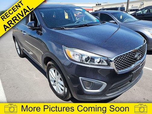 Platinum Graphite 2017 Kia Sorento LX