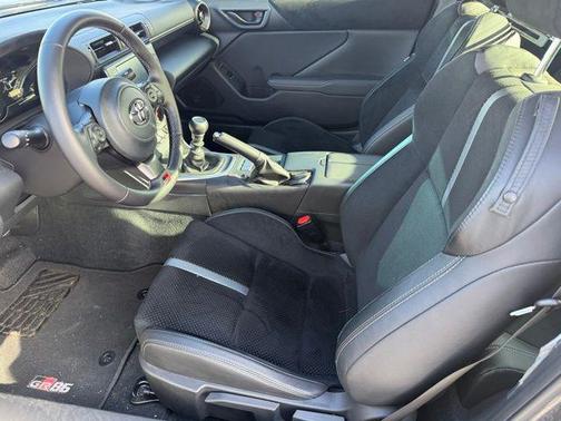 2024 Toyota GR86 Premium