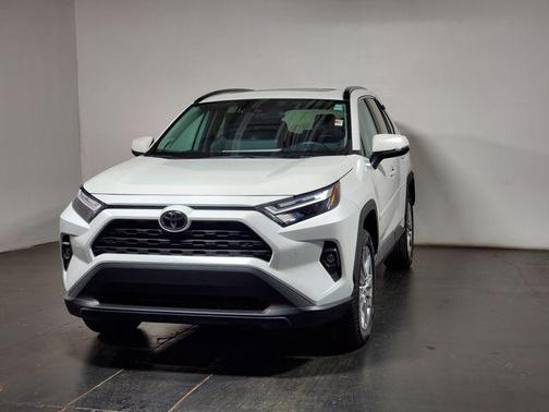 Wind Chill Pearl 2024 Toyota RAV4 XLE Premium