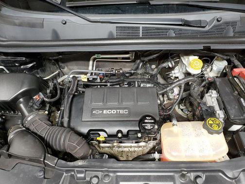 Mosaic Black Metallic 2017 Chevrolet Trax LS