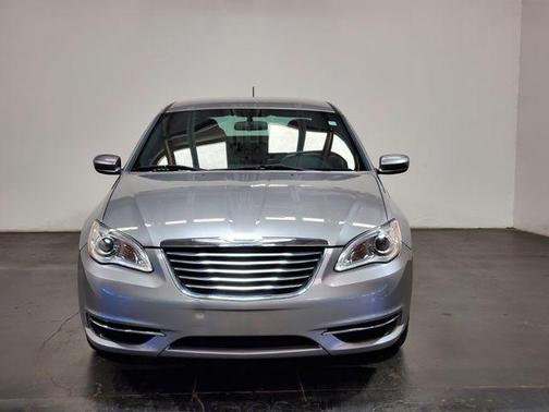 Billet Silver Metallic Clearcoat 2014 Chrysler 200 LX