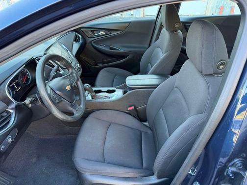 2020 Chevrolet Malibu FWD LT