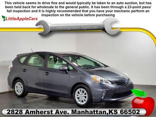 2013 Toyota Prius v Five