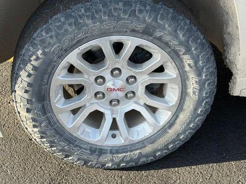 2015 GMC Yukon XL 1500 SLT