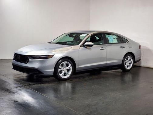2025 Honda Accord LX 1.5T