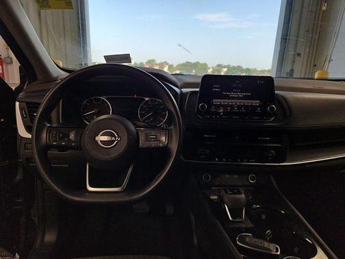 Super Black 2023 Nissan Rogue SV