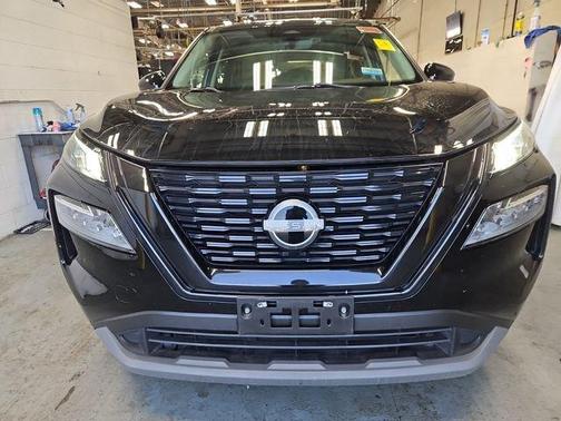 Super Black 2023 Nissan Rogue SV